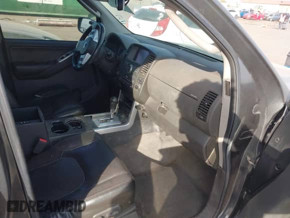 2008 Nissan Pathfinder SE с VIN 5N1AR18U18C629764, выставлен на аукционе IAAI как лот 41418394 с пробегом 211 491 миль миль и . История ставок и продаж доступна на DreamBid. Изображение 5.