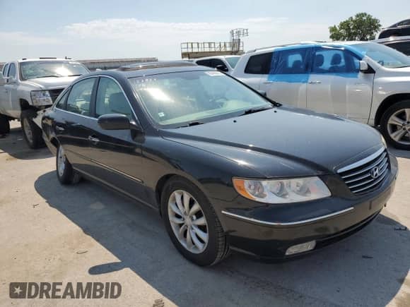 2006 Hyundai Azera SE with VIN KMHFC46FX6A133559, listed as a Copart auction lot 68400675 with Not provided miles and Clean title. Bid and sale history available at DreamBid. Image 4.
