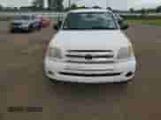 2004 Toyota Tundra SR5 z VIN 5TBBT44124S446978, wystawiony jako Copart lot #63937625 z przebiegiem 267 034 mil mil oraz Czysty tytuł • Clean title. Historia ofert i sprzedaży dostępna na DreamBid. Obrazek 5.