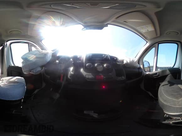 2016 Ram ProMaster Cargo с VIN 3C6TRVCG6GE122475, выставлен на аукционе IAAI как лот 42868380 с пробегом 72 088 миль миль и . История ставок и продаж доступна на DreamBid. Изображение 18.