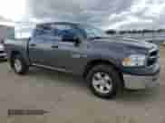 2015 Ram 1500 Tradesman z VIN 3C6RR7KT0FG660550, wystawiony jako Copart lot #69957525 z przebiegiem 344 503 mil mil oraz Czysty tytuł • Clean title. Historia ofert i sprzedaży dostępna na DreamBid. Obrazek 4.