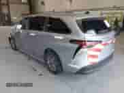 2021 Toyota Sienna LE with VIN 5TDKSKFC8MS035873, listed as a IAAI auction lot 42577906 with 228,325 mi miles and . Bid and sale history available at DreamBid. Image 3.