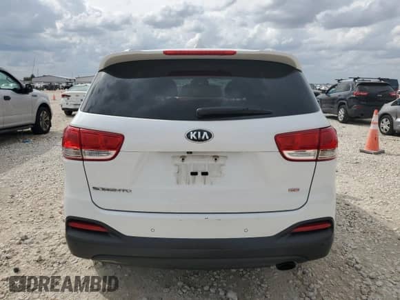 2018 Kia Sorento L with VIN 5XYPG4A36JG418391, listed as a Copart auction lot 82775405 with 110,036 mi miles and Clean title. Bid and sale history available at DreamBid. Image 6.
