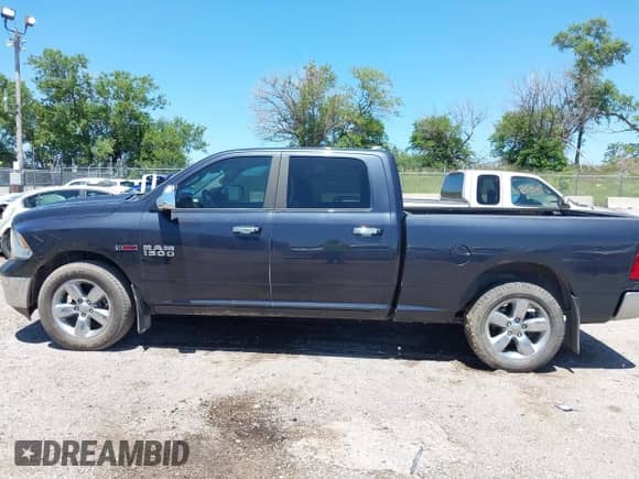 2015 Ram 1500 Big Horn with VIN 1C6RR7TM3FS754082, listed as a IAAI auction lot 42654824 with 270,599 mi miles and . Bid and sale history available at DreamBid. Image 14.