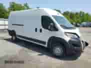 2024 Ram ProMaster Cargo Tradesman z VIN 3C6LRVDGXRE107883, wystawiony jako Copart lot #58541725 z przebiegiem Nie podano mil oraz Szkoda całkowita • Salvage title. Historia ofert i sprzedaży dostępna na DreamBid. Obrazek 4.