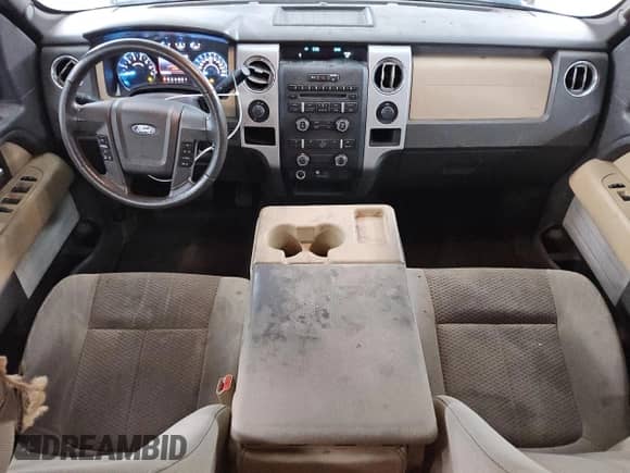 2012 Ford F-150 XL z VIN 1FTFX1CT4CFA69034, wystawiony jako Copart lot #53693065 z przebiegiem 140 887 mil mil oraz Czysty tytuł • Clean title. Historia ofert i sprzedaży dostępna na DreamBid. Obrazek 8.