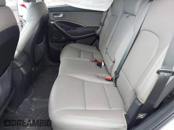 2018 Hyundai Santa Fe Ultimate с VIN 5XYZWDLA7JG530737, выставлен на аукционе IAAI как лот 43428713 с пробегом 58 759 миль миль и . История ставок и продаж доступна на DreamBid. Изображение 8.