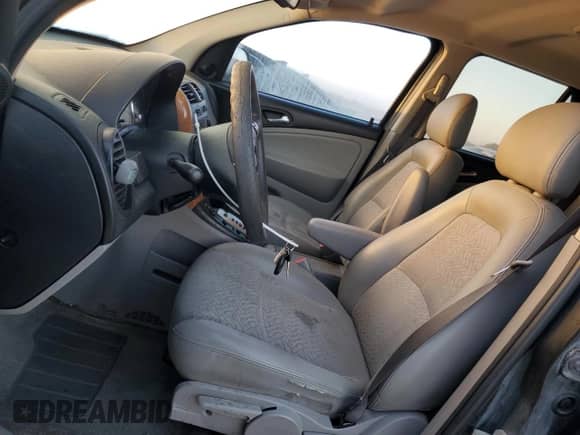 2007 Saturn VUE V6 z VIN 5GZCZ53457S841114, wystawiony jako Copart lot #77676254 z przebiegiem 130 615 mil mil oraz Szkoda całkowita • Salvage title. Historia ofert i sprzedaży dostępna na DreamBid. Obrazek 7.