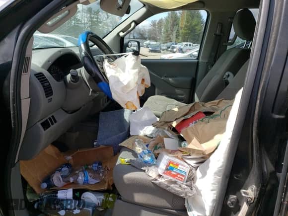 2016 Nissan Frontier S z VIN 1N6AD0ER9GN761961, wystawiony jako Copart lot #44301295 z przebiegiem 132 161 mil mil oraz Nie do naprawy • Non repairable. Historia ofert i sprzedaży dostępna na DreamBid. Obrazek 7.