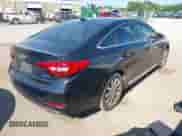 2015 Hyundai Sonata Limited z VIN 5NPE34AFXFH020419, wystawiony jako IAAI lot #42991086 z przebiegiem 129 913 mil mil oraz . Historia ofert i sprzedaży dostępna na DreamBid. Obrazek 4.