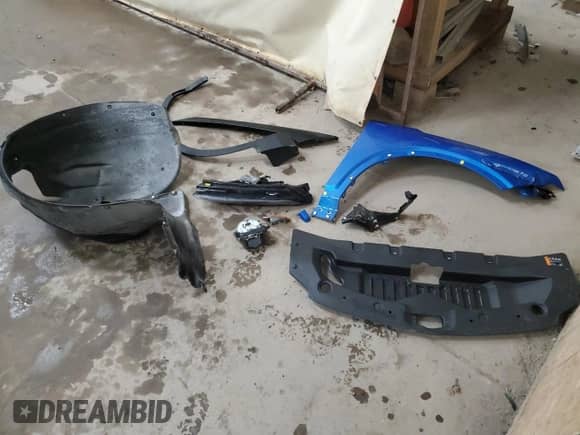 2024 Chevrolet Blazer LT z VIN 3GNKBDR44RS192617, wystawiony jako Copart lot #44419055 z przebiegiem 8 726 mil mil oraz Szkoda całkowita • Salvage title. Historia ofert i sprzedaży dostępna na DreamBid. Obrazek 13.