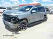 2023 Chevrolet Suburban RST с VIN 1GNSKEKD7PR377146, выставлен на аукционе IAAI как лот 42608763 с пробегом 42 658 миль миль и . История ставок и продаж доступна на DreamBid. Изображение 2.