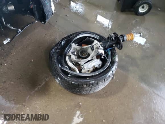 2024 BMW i4 xDrive40 с VIN WBY83FB02RFS90499, выставлен на аукционе Copart как лот 58450495 с пробегом 5 913 миль миль и Списание • Salvage title. История ставок и продаж доступна на DreamBid. Изображение 12.