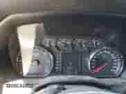 2015 Chevrolet Silverado 2500HD Work Truck z VIN 1GC1KUEG8FF666878, wystawiony jako Copart lot #60003255 z przebiegiem 355 814 mil mil oraz Czysty tytuł • Clean title. Historia ofert i sprzedaży dostępna na DreamBid. Obrazek 9.