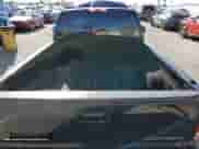 2000 Chevrolet Silverado 1500 z VIN 1GCEC14V4YZ296866, wystawiony jako Copart lot #49343345 z przebiegiem Nie podano mil oraz Szkoda całkowita • Salvage title. Historia ofert i sprzedaży dostępna na DreamBid. Obrazek 10.