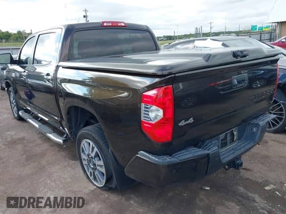 2019 Toyota Tundra SR5 с VIN 5TFAY5F18KX842461, выставлен на аукционе IAAI как лот 43093542 с пробегом 130 182 миль миль и . История ставок и продаж доступна на DreamBid. Изображение 3.