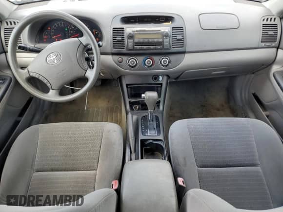 2005 Toyota Camry STD с VIN 4T1BE32K25U547776, выставлен на аукционе Copart как лот 71268495 с пробегом 382 792 миль миль и Списание • Salvage title. История ставок и продаж доступна на DreamBid. Изображение 8.