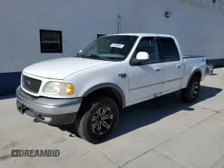 2003 Ford F-150 XLT z VIN 1FTRW08L93KB83329, wystawiony jako Copart lot #87385895 z przebiegiem 292 160 mil mil oraz Czysty tytuł • Clean title. Historia ofert i sprzedaży dostępna na DreamBid. Obrazek 1.