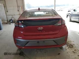 2020 Hyundai Ioniq SEL с VIN KMHC85LCXLU210851, выставлен на аукционе Copart как лот 67539683 с пробегом 43 528 миль миль и . История ставок и продаж доступна на DreamBid. Изображение 6.