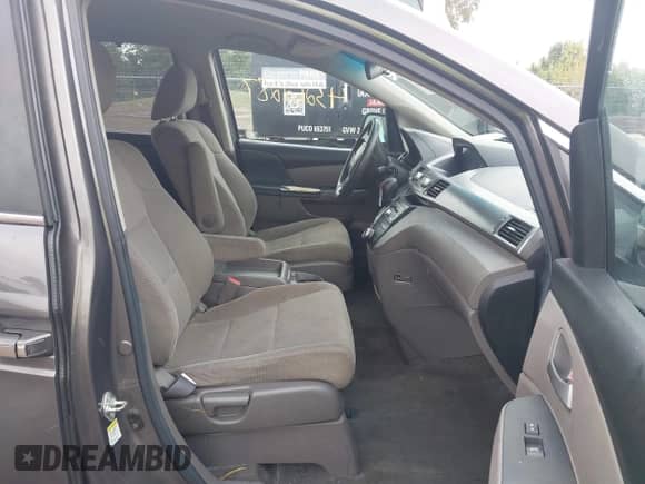 2012 Honda Odyssey EX с VIN 5FNRL5H45CB143986, выставлен на аукционе IAAI как лот 43262287 с пробегом 140 316 миль миль и . История ставок и продаж доступна на DreamBid. Изображение 5.