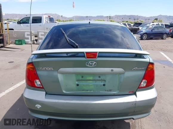 2003 Hyundai Accent GL с VIN KMHCG35C53U277734, выставлен на аукционе IAAI как лот 42085996 с пробегом 108 369 миль миль и . История ставок и продаж доступна на DreamBid. Изображение 16.