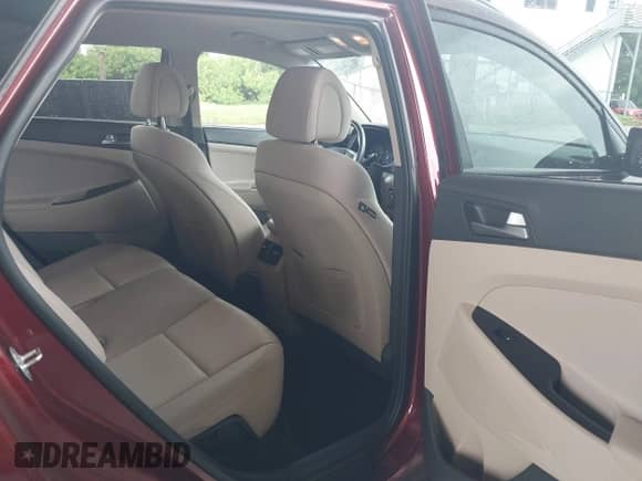 2017 Hyundai Tucson Eco с VIN KM8J3CA22HU271722, выставлен на аукционе IAAI как лот 42668691 с пробегом 91 699 миль миль и . История ставок и продаж доступна на DreamBid. Изображение 8.