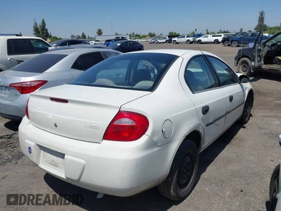 2004 Dodge Neon SE с VIN 1B3ES26C74D606389, выставлен на аукционе IAAI как лот 42201965 с пробегом 175 540 миль миль и . История ставок и продаж доступна на DreamBid. Изображение 4.