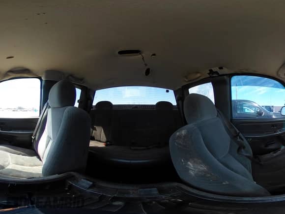2005 Chevrolet Silverado 1500 Z71 с VIN 1GCEK19Z85Z118565, выставлен на аукционе IAAI как лот 43024034 с пробегом Не указан миль и . История ставок и продаж доступна на DreamBid. Изображение 19.