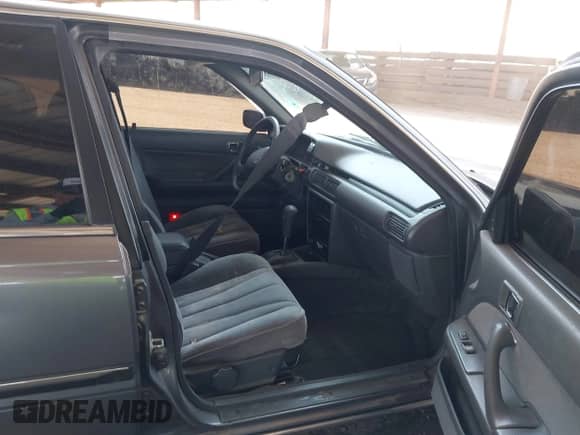 1989 Toyota Camry с VIN 4T1SV22E7KU046754, выставлен на аукционе IAAI как лот 42302359 с пробегом 188 583 миль миль и . История ставок и продаж доступна на DreamBid. Изображение 5.