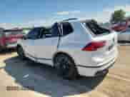 2022 Volkswagen Tiguan SE R-Line Black with VIN 3VV8B7AX1NM092470, listed as a Copart auction lot 80161515 with Not provided miles and Salvage title. Bid and sale history available at DreamBid. Image 2.