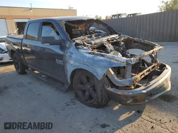 2018 Ram 1500 Big Horn z VIN 1C6RR7LM3JS346254, wystawiony jako Copart lot #66852205 z przebiegiem Nie podano mil oraz Nie do naprawy • Non repairable. Historia ofert i sprzedaży dostępna na DreamBid. Obrazek 4.