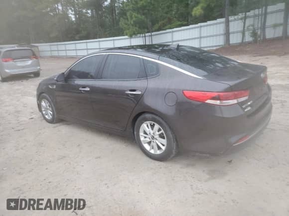 2018 Kia Optima LX z VIN KNAGT4L30J5234675, wystawiony jako Copart lot #72074325 z przebiegiem 88 539 mil mil oraz Szkoda całkowita • Salvage title. Historia ofert i sprzedaży dostępna na DreamBid. Obrazek 2.