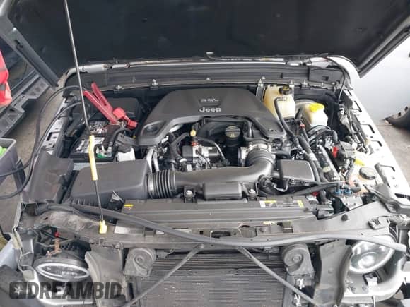 2021 Jeep Wrangler Unlimited 80th Anniversary z VIN 1C4HJXDG8MW519073, wystawiony jako IAAI lot #42666840 z przebiegiem 59 048 mil mil oraz . Historia ofert i sprzedaży dostępna na DreamBid. Obrazek 10.