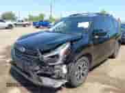 2023 Subaru Forester Premium z VIN JF2SKADC4PH446923, wystawiony jako IAAI lot #42933653 z przebiegiem 35 004 mil mil oraz . Historia ofert i sprzedaży dostępna na DreamBid. Obrazek 2.