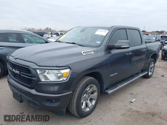 2020 Ram 1500 Big Horn z VIN 1C6RREFT0LN245858, wystawiony jako IAAI lot #41382781 z przebiegiem 93 895 mil mil oraz . Historia ofert i sprzedaży dostępna na DreamBid. Obrazek 17.