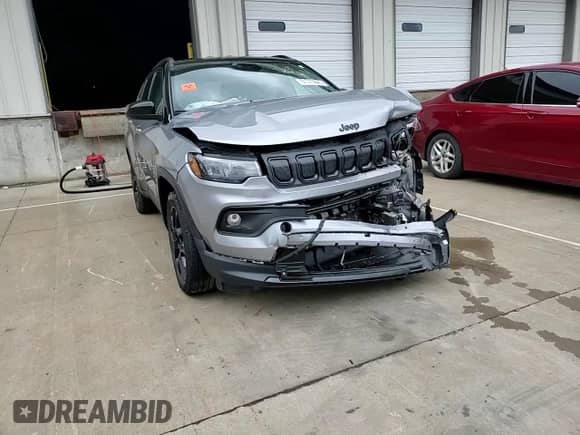 2022 Jeep Compass Altitude с VIN 3C4NJDBB6NT214154, выставлен на аукционе Copart как лот 61375645 с пробегом 20 954 миль миль и Списание • Salvage title. История ставок и продаж доступна на DreamBid. Изображение 15.