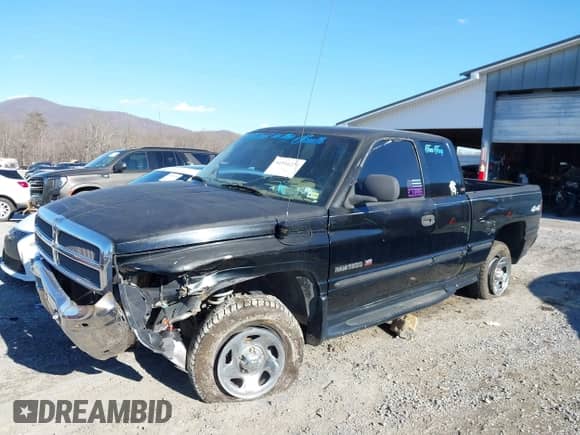 1999 Dodge 1500 with VIN 3B7HF13Y0XG125045, listed as a IAAI auction lot 41554229 with 245,933 mi miles and . Bid and sale history available at DreamBid. Image 6.