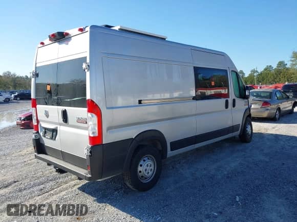 2020 Ram ProMaster Cargo с VIN 3C6TRVDG4LE135993, выставлен на аукционе IAAI как лот 41675206 с пробегом 45 951 миль миль и . История ставок и продаж доступна на DreamBid. Изображение 4.