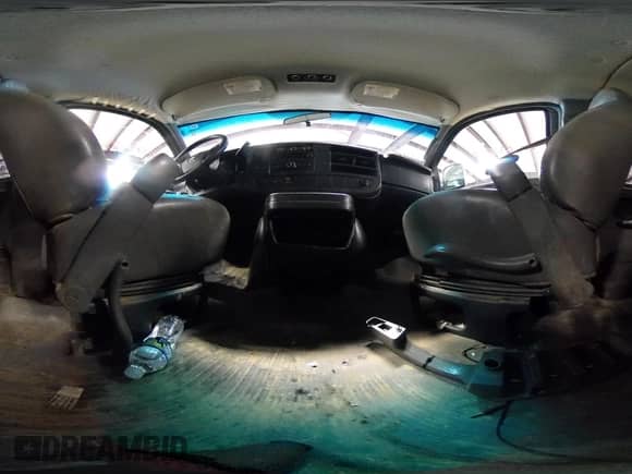 2008 Chevrolet Express Passenger with VIN 1GAGG25K881144622, listed as a IAAI auction lot 42038802 with 178,140 mi miles and . Bid and sale history available at DreamBid. Image 18.