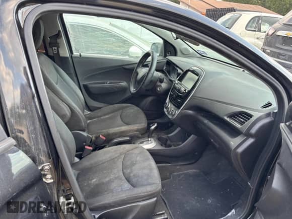 2017 Chevrolet Spark LS с VIN KL8CB6SA5HC839631, выставлен на аукционе IAAI как лот 43386459 с пробегом 127 448 миль миль и . История ставок и продаж доступна на DreamBid. Изображение 5.