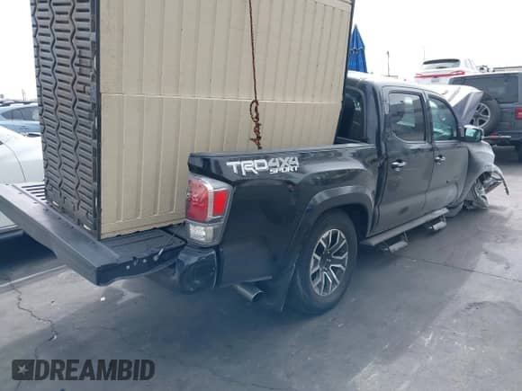 2022 Toyota Tacoma SR5 with VIN 3TMCZ5AN6NM506382, listed as a IAAI auction lot 43316369 with Not provided miles and . Bid and sale history available at DreamBid. Image 4.