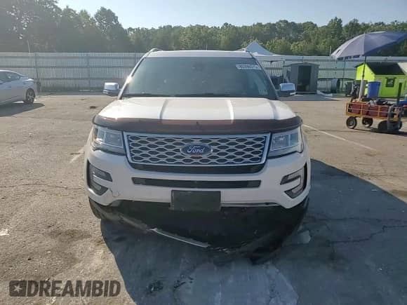 2017 Ford Explorer Platinum с VIN 1FM5K8HT1HGA16008, выставлен на аукционе Copart как лот 80396975 с пробегом 43 812 миль миль и Списание • Salvage title. История ставок и продаж доступна на DreamBid. Изображение 14.