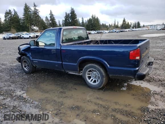 2000 Chevrolet S-10 LS z VIN 1GCCS1449Y8130785, wystawiony jako Copart lot #47471365 z przebiegiem 75 343 mil mil oraz Szkoda całkowita • Salvage title. Historia ofert i sprzedaży dostępna na DreamBid. Obrazek 2.