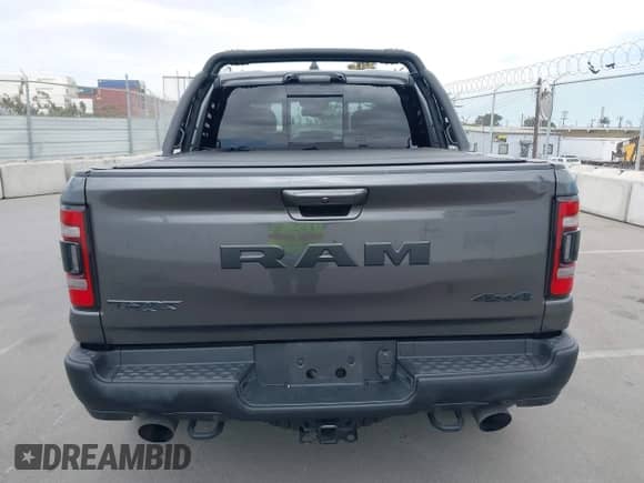 2021 Ram 1500 TRX с VIN 1C6SRFU98MN830249, выставлен на аукционе IAAI как лот 42766532 с пробегом 35 989 миль миль и . История ставок и продаж доступна на DreamBid. Изображение 16.