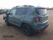2017 Jeep Renegade Latitude z VIN ZACCJABBXHPG00433, wystawiony jako IAAI lot #41913750 z przebiegiem 68 883 mil mil oraz . Historia ofert i sprzedaży dostępna na DreamBid. Obrazek 3.