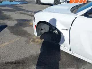 2023 Dodge Charger R/T z VIN 2C3CDXCT0PH535825, wystawiony jako IAAI lot #42280984 z przebiegiem 33 489 mil mil oraz . Historia ofert i sprzedaży dostępna na DreamBid. Obrazek 6.