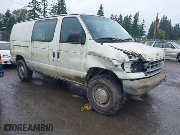 1998 Ford Econoline Cargo с VIN 1FTNE24L8WHA32230, выставлен на аукционе IAAI как лот 42544313 с пробегом 222 395 миль миль и . История ставок и продаж доступна на DreamBid. Изображение 1.