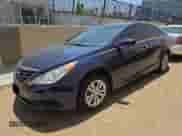 2012 Hyundai Sonata GLS z VIN 5NPEB4AC8CH461700, wystawiony jako Copart lot #62367415 z przebiegiem 114 917 mil mil oraz Czysty tytuł • Clean title. Historia ofert i sprzedaży dostępna na DreamBid. Obrazek 2.