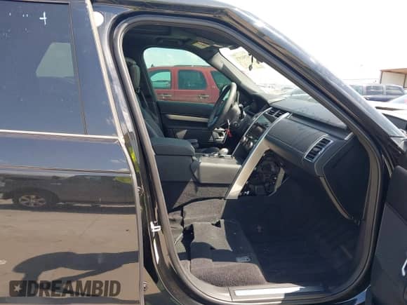 2024 Land Rover Discovery Dynamic SE с VIN SALRL4EU2R2491599, выставлен на аукционе IAAI как лот 42541571 с пробегом 23 660 миль миль и . История ставок и продаж доступна на DreamBid. Изображение 5.