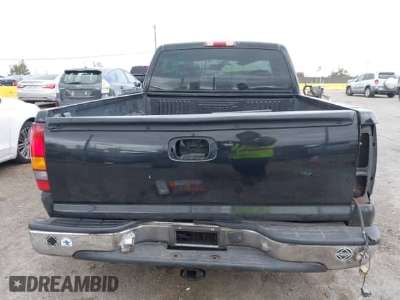 1999 Chevrolet Silverado 1500 LS with VIN 1GCEC14T6XZ118695, listed as a IAAI auction lot 43337880 with 235,407 mi miles and . Bid and sale history available at DreamBid. Image 17.